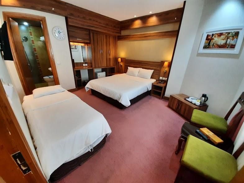 هتل دوستاره تاپ نزدیک حرم منو سلف/تورریلی|اجارهٔ کوتاهمدت آپارتمان و سوئیت|مشهد, امام رضا (ع)|دیوار