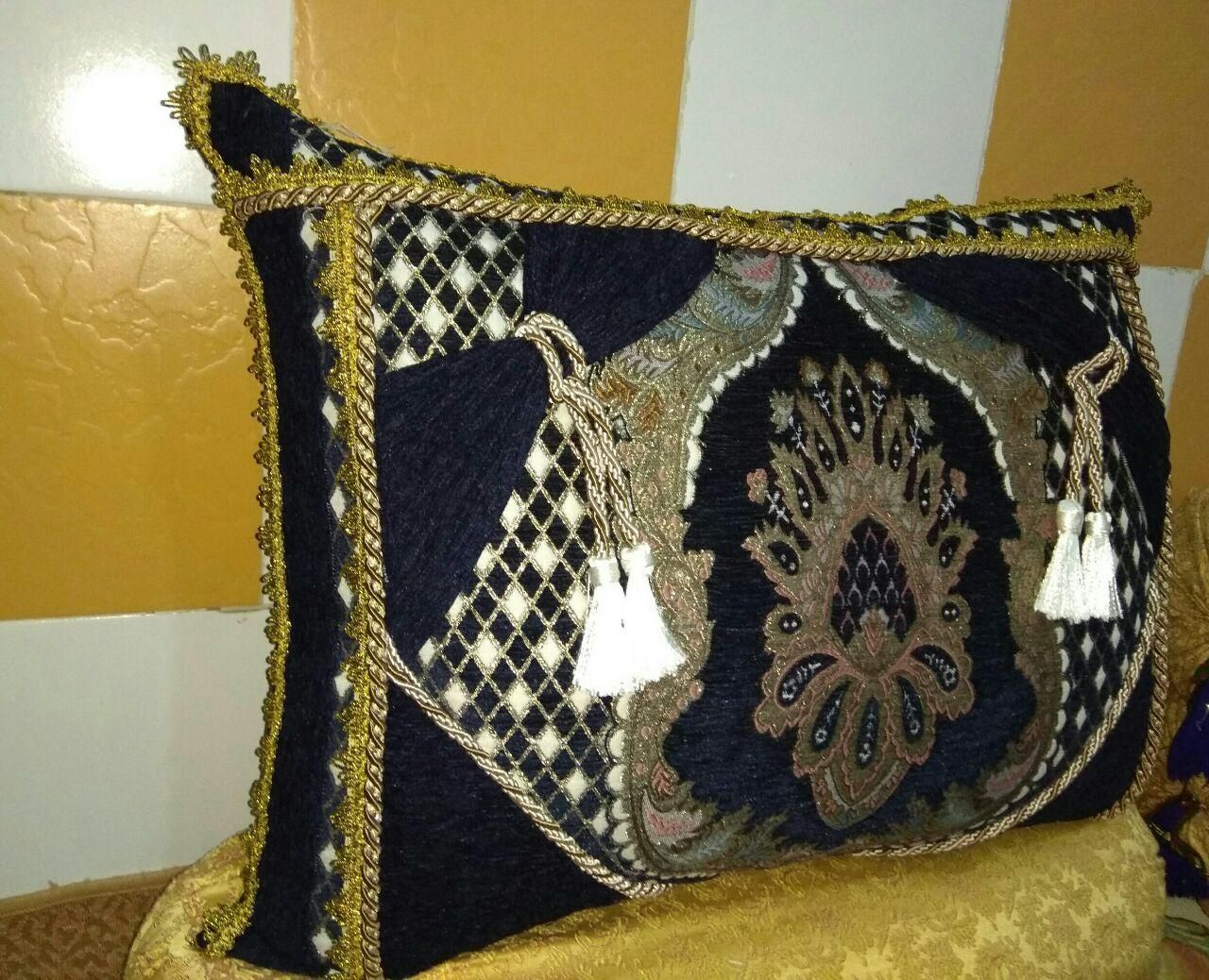 دوخت کاور بالشت وپشتی پذیرفته میشود|رختخواب، بالش، پتو|زاهدان, |دیوار