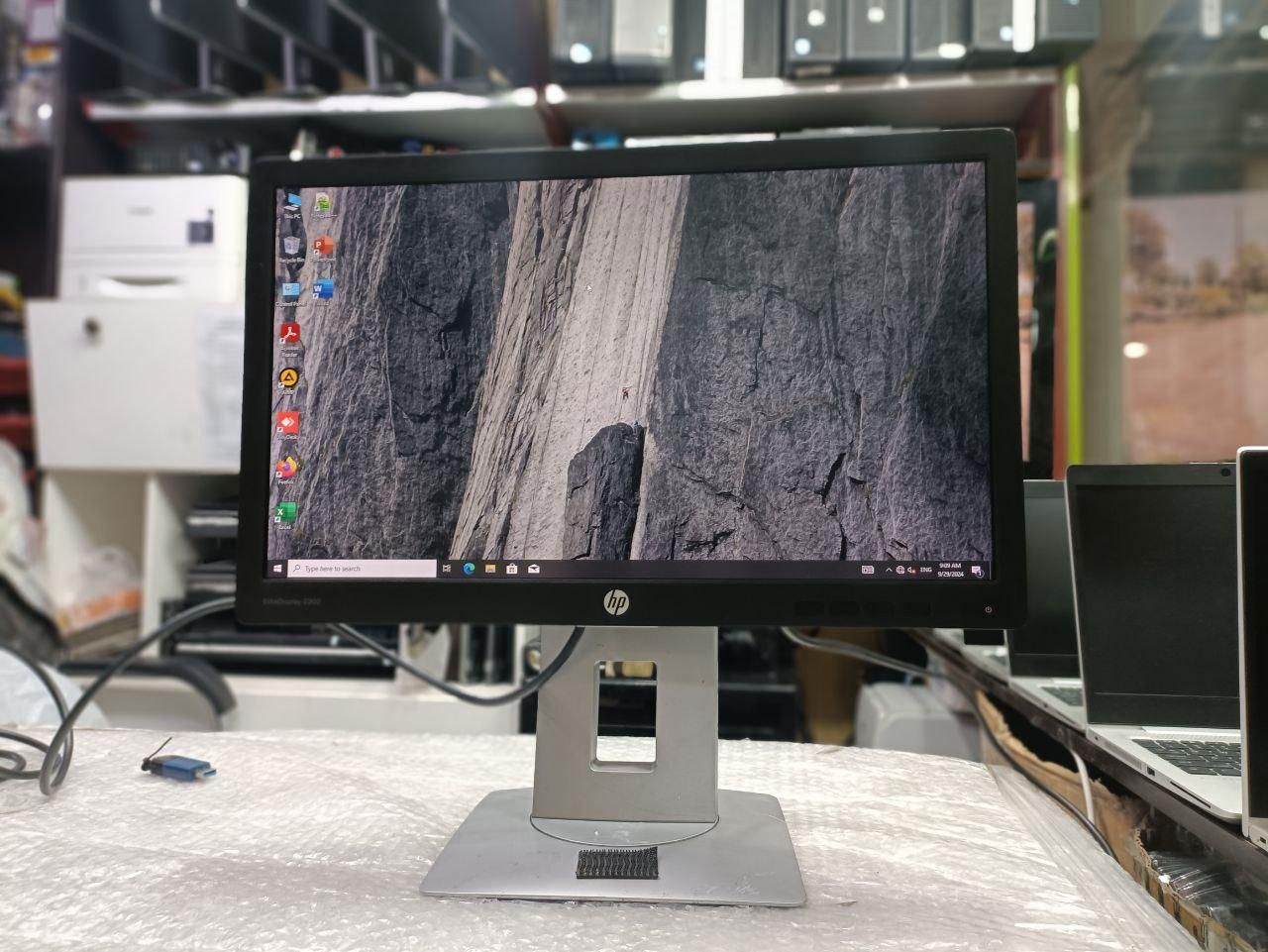 مانیتور HP مدلE232 پورتHDMI و  IPS|قطعات و لوازم جانبی رایانه|کرمانشاه, |دیوار