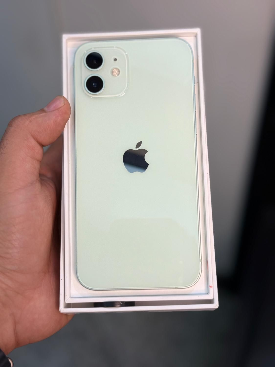 اپل iPhone 12 با حافظهٔ ۱۲۸ گیگابایت|موبایل|تهران, تهرانپارس غربی|دیوار