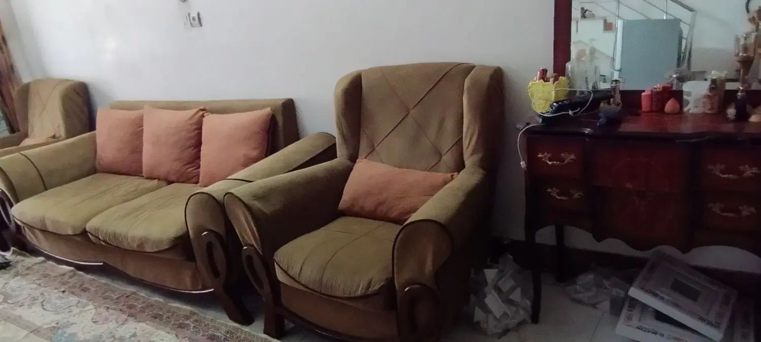 مبل 7نفره سالم نگین شهر با میز جلو مبلی و 3تا عسلی|مبلمان خانگی و میز عسلی|آزادشهر, |دیوار