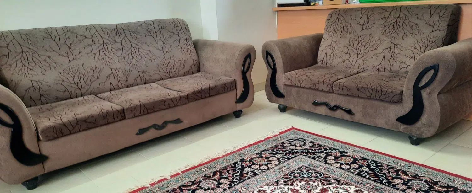 مبل راحتی نو و سالم|مبلمان خانگی و میز عسلی|اصفهان, خواجو|دیوار
