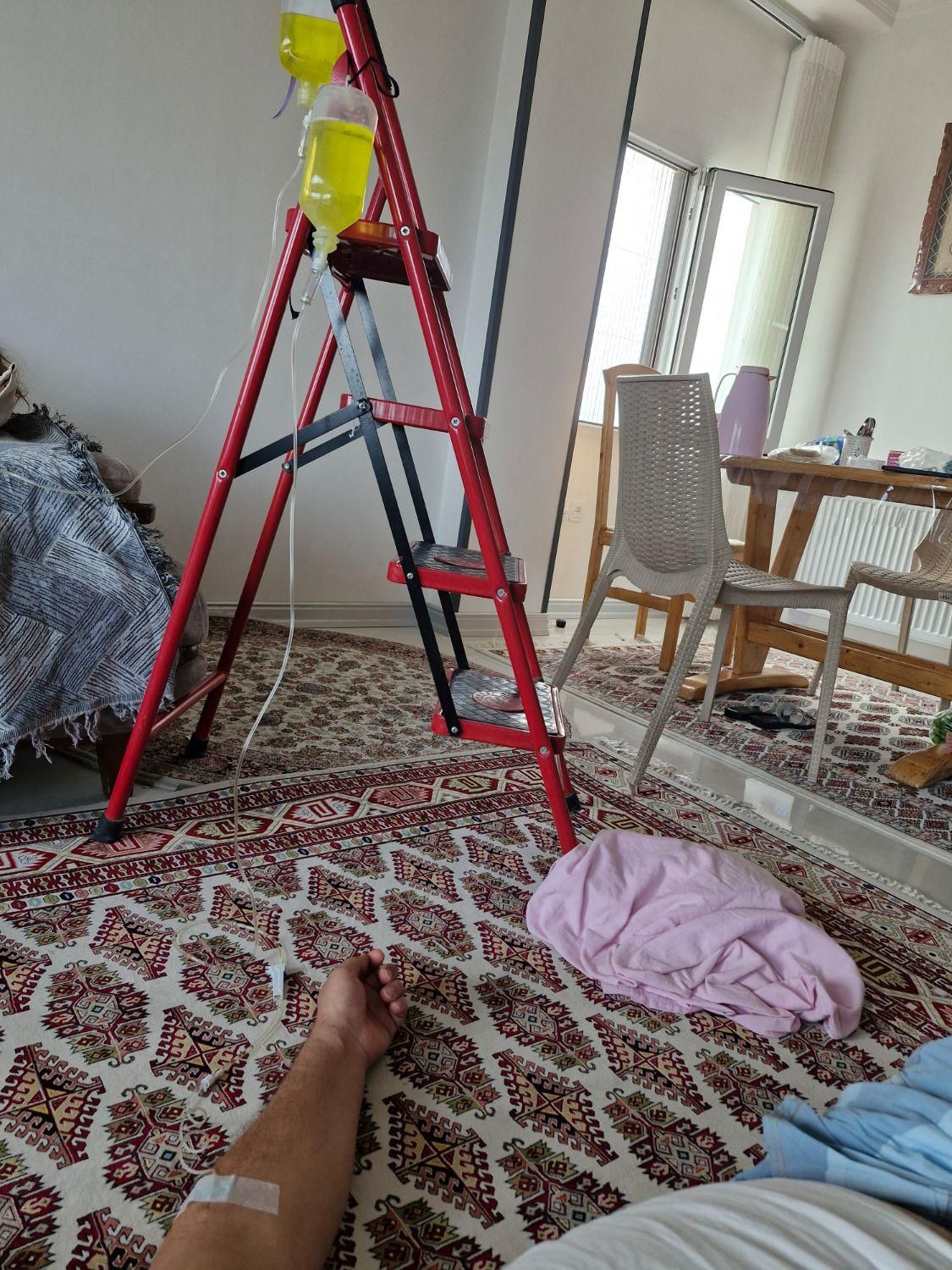 تزریقات و سرم تراپی در منزل|خدمات آرایشگری و زیبایی|گنبد کاووس, |دیوار