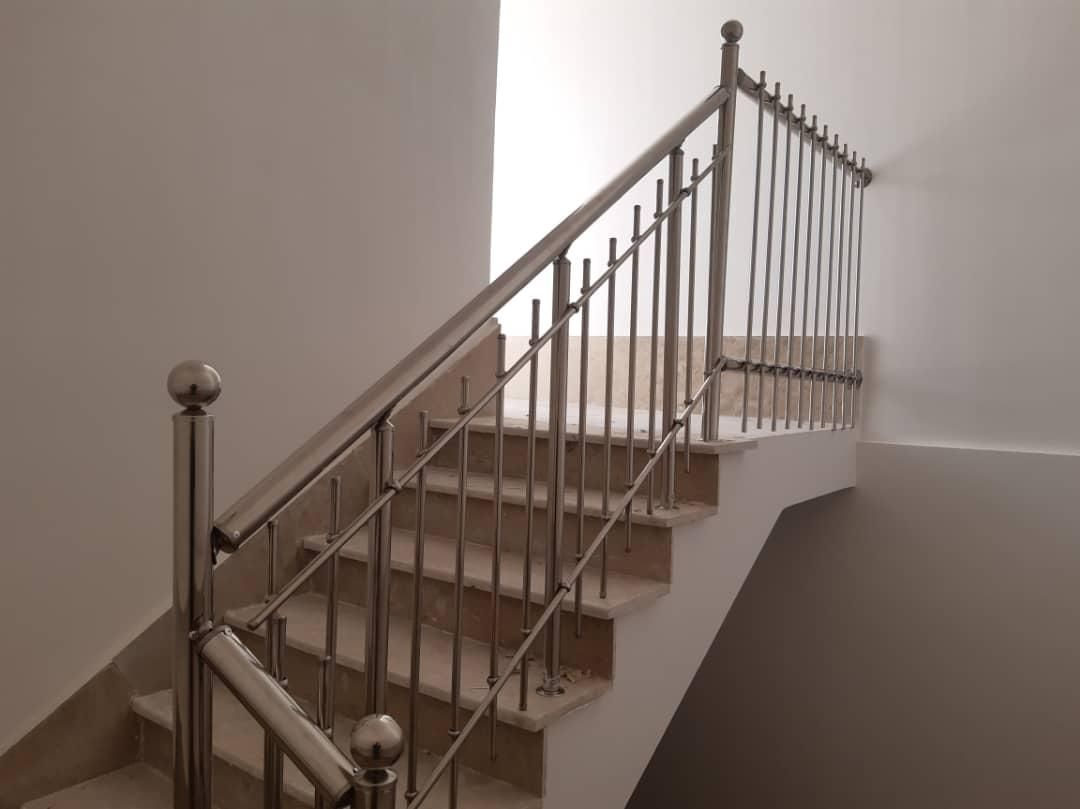 نصب نرده استیل راه پله وتراس|خدمات پیشه و مهارت|میانه, |دیوار