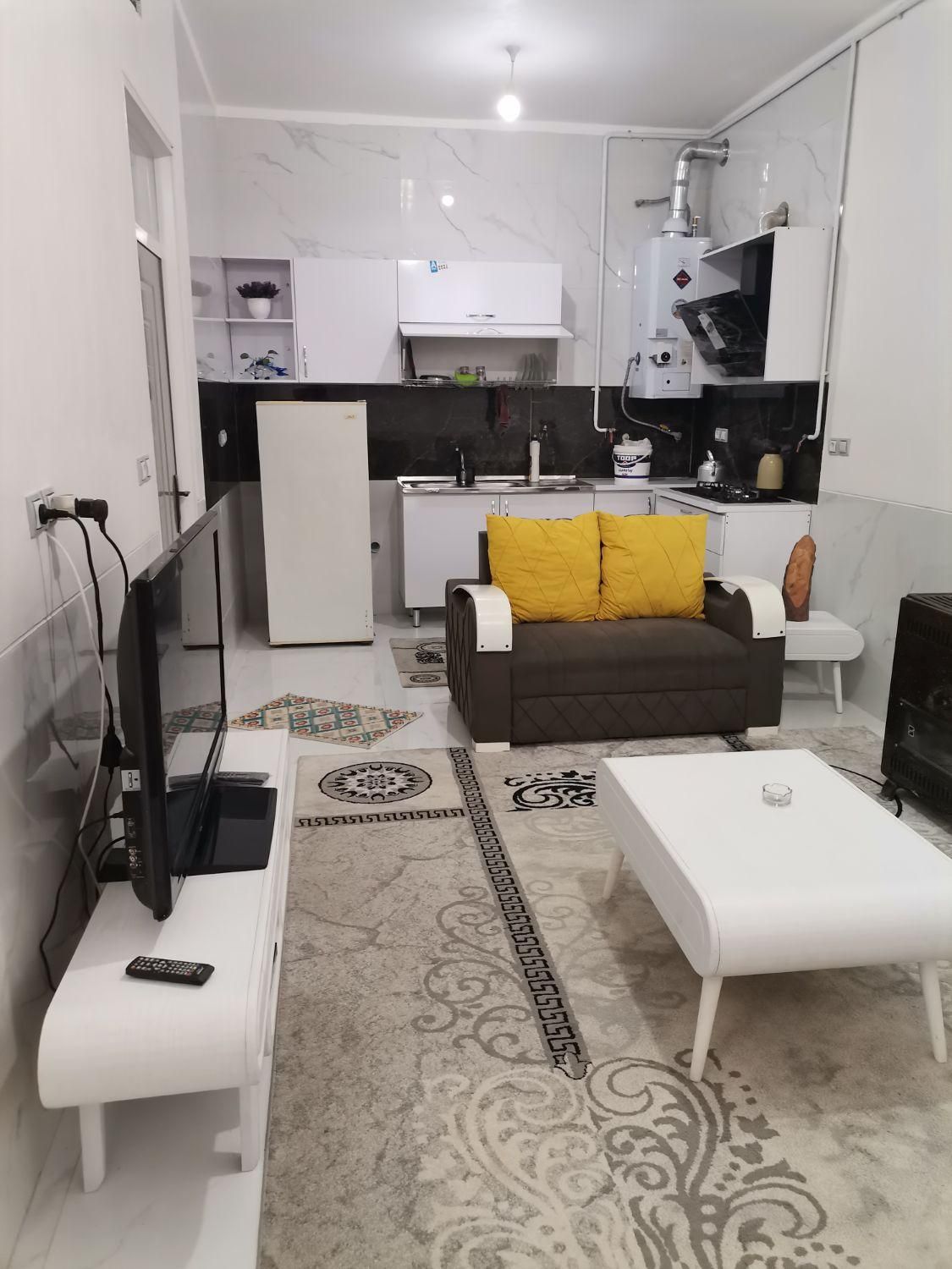 سوئیت،منزل مبله،خانه مسافر(صادقیه)|اجارهٔ کوتاهمدت آپارتمان و سوئیت|شیراز, شهرک مهرگان|دیوار