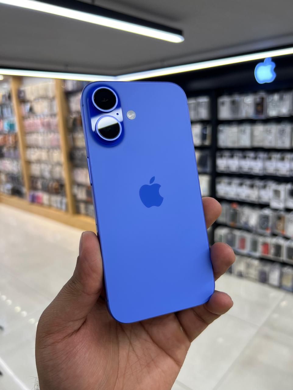 اپل iPhone 16 با حافظهٔ ۱۲۸ گیگابایت|موبایل|فردیس, |دیوار