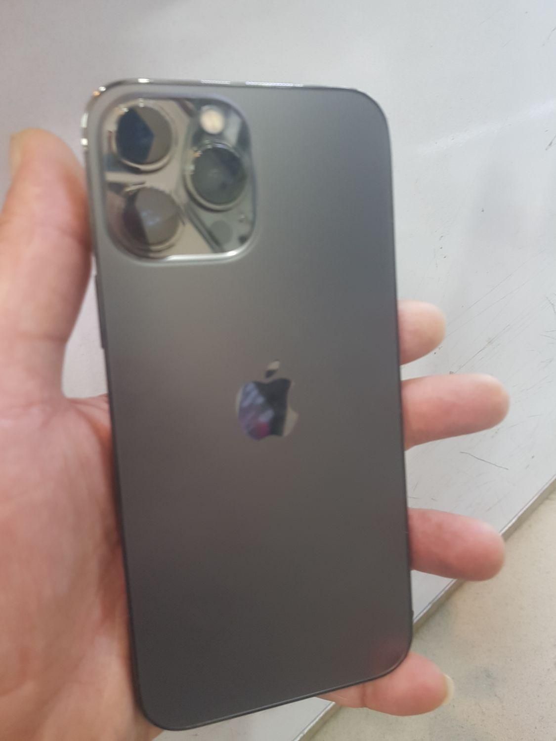 اپل iPhone 13 Pro Max با حافظ ۲۵۶هٔ ۲۵۶ گیگابایت|موبایل|خرم‌آباد, |دیوار