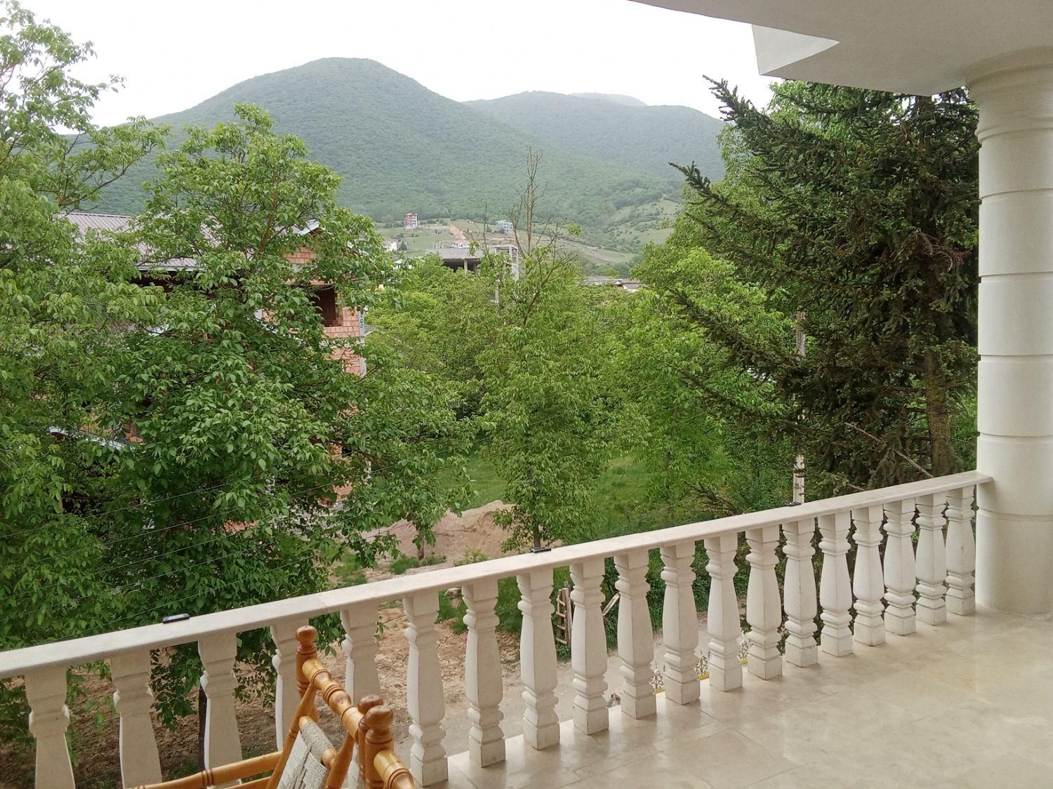 اجاره ویلا دوبلکس سه خوابه نوساز در دو طبقه|اجارهٔ کوتاه‌مدت ویلا و باغ|کلاردشت, |دیوار