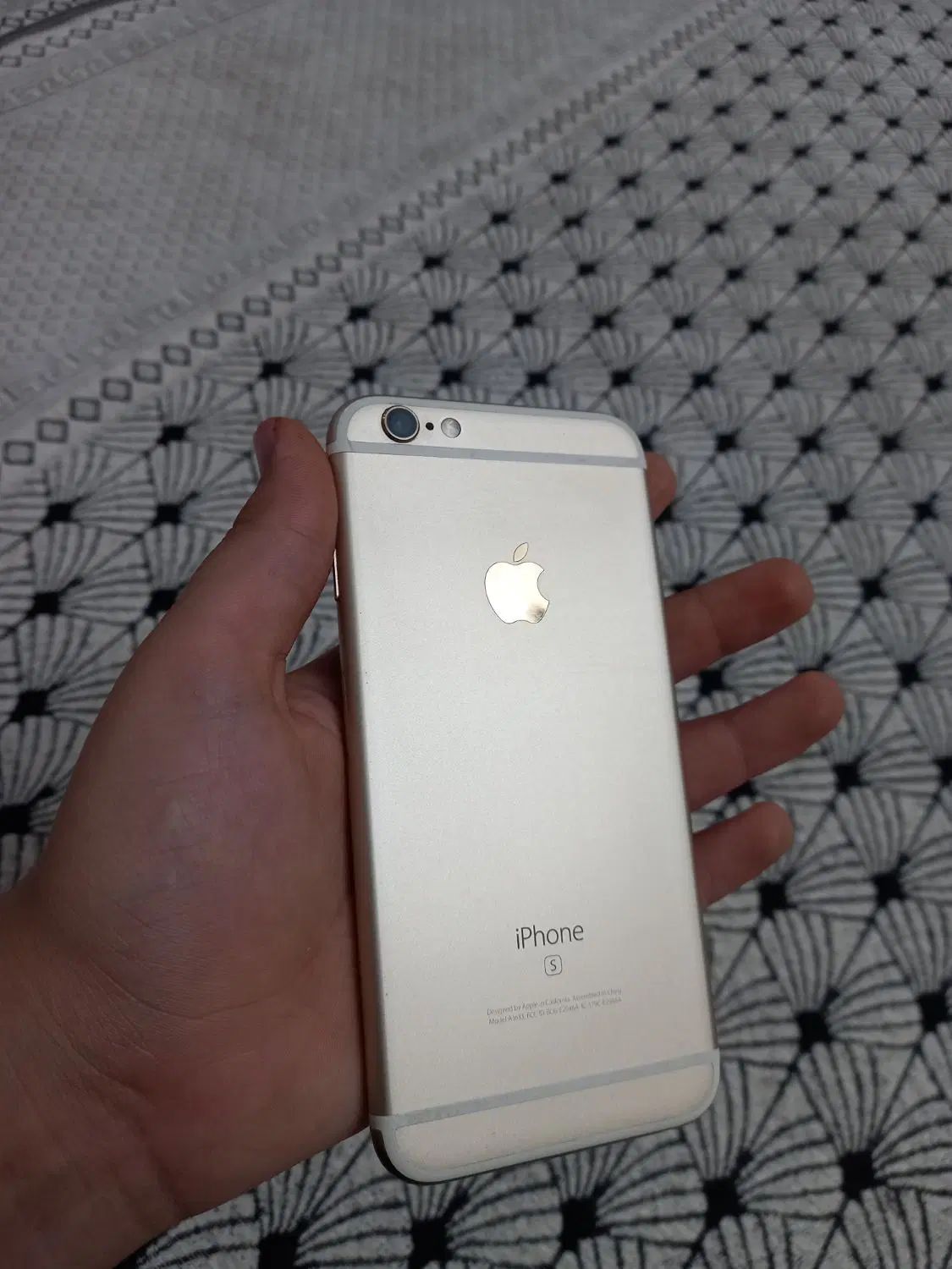 اپل iPhone 6s با حافظهٔ ۶۴ گیگابایت|موبایل|تهران, شهرک شریعتی|دیوار