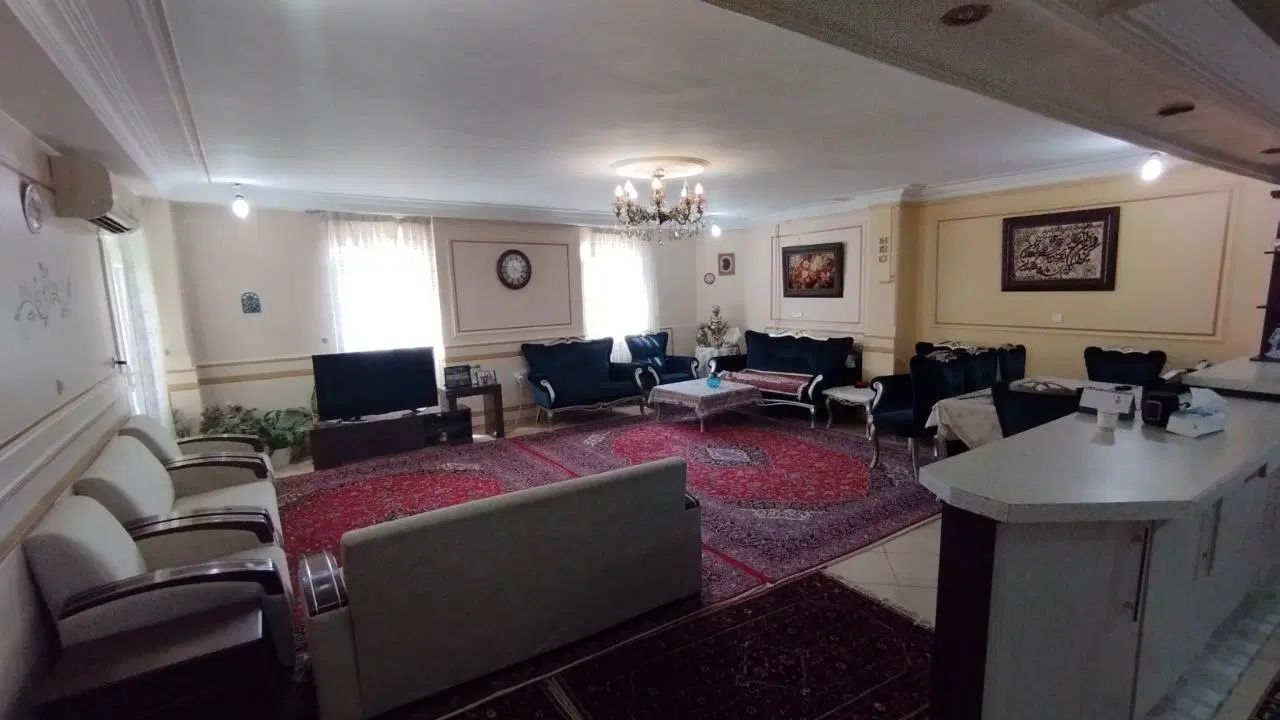 تک واحدی/۱۳۰متر/سه بر نور/محدوده قائم مقامی|فروش آپارتمان|ملایر, |دیوار