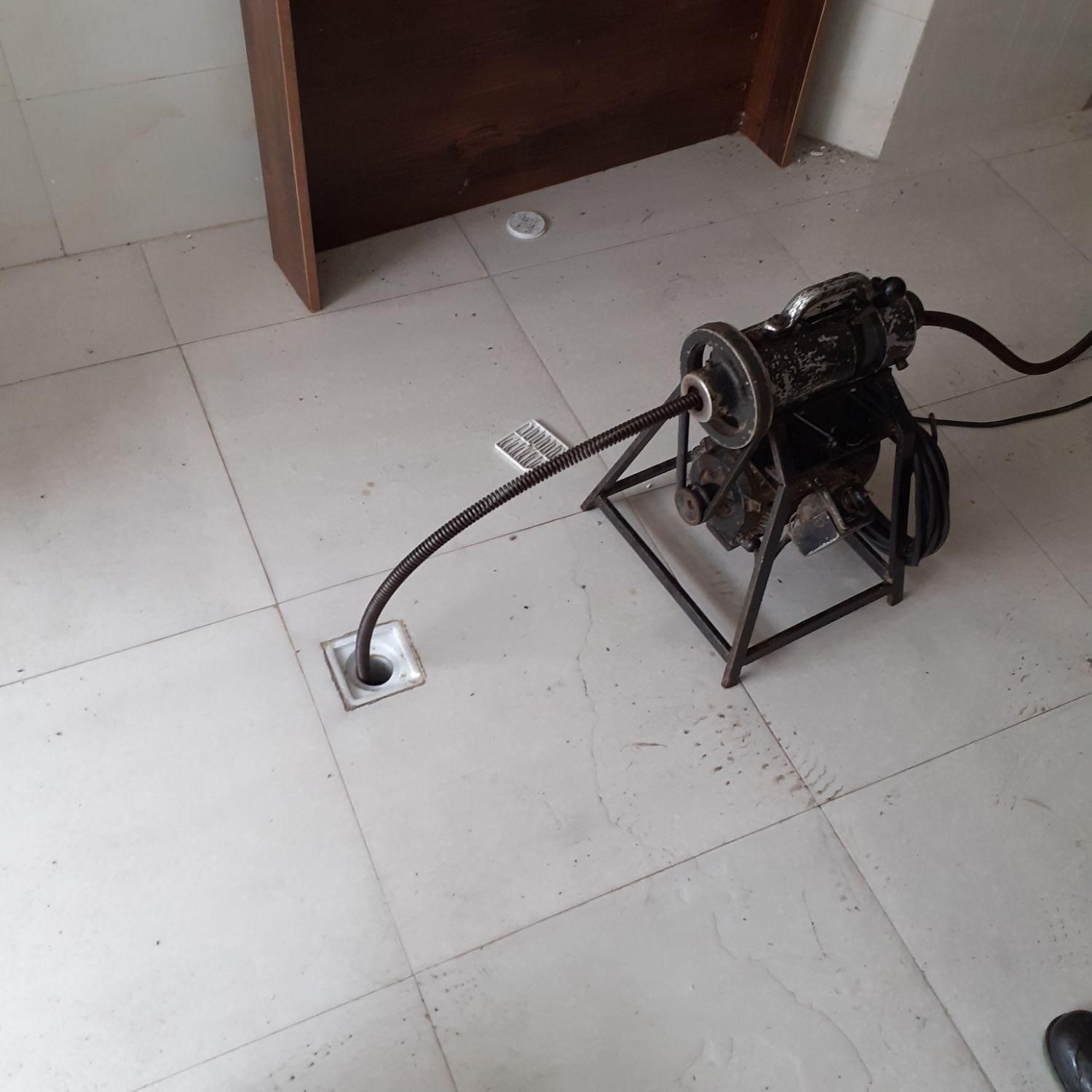 لوله کشی فاضلاب و کنده کاری|خدمات پیشه و مهارت|رشت, سلیمانداراب|دیوار