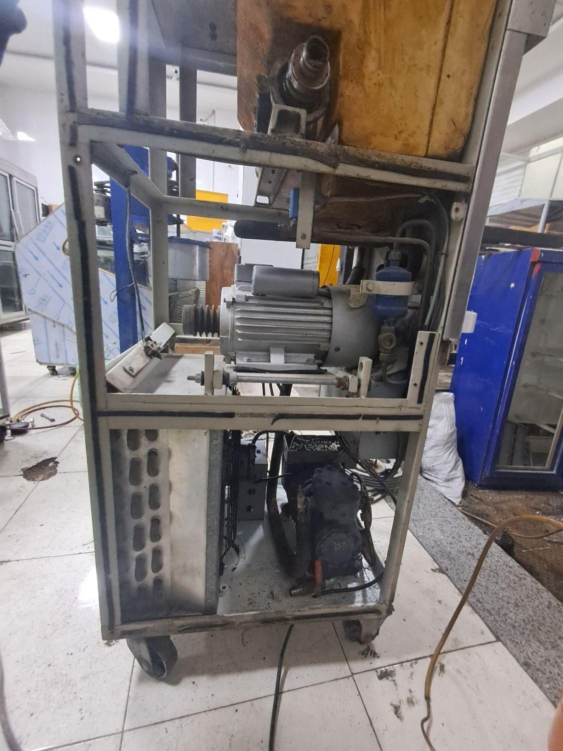 تعمیرات/سردخانه/دستگاه بستنی ساز/چیلر/یخچال صنعتی|خدمات پیشه و مهارت|رفسنجان, |دیوار