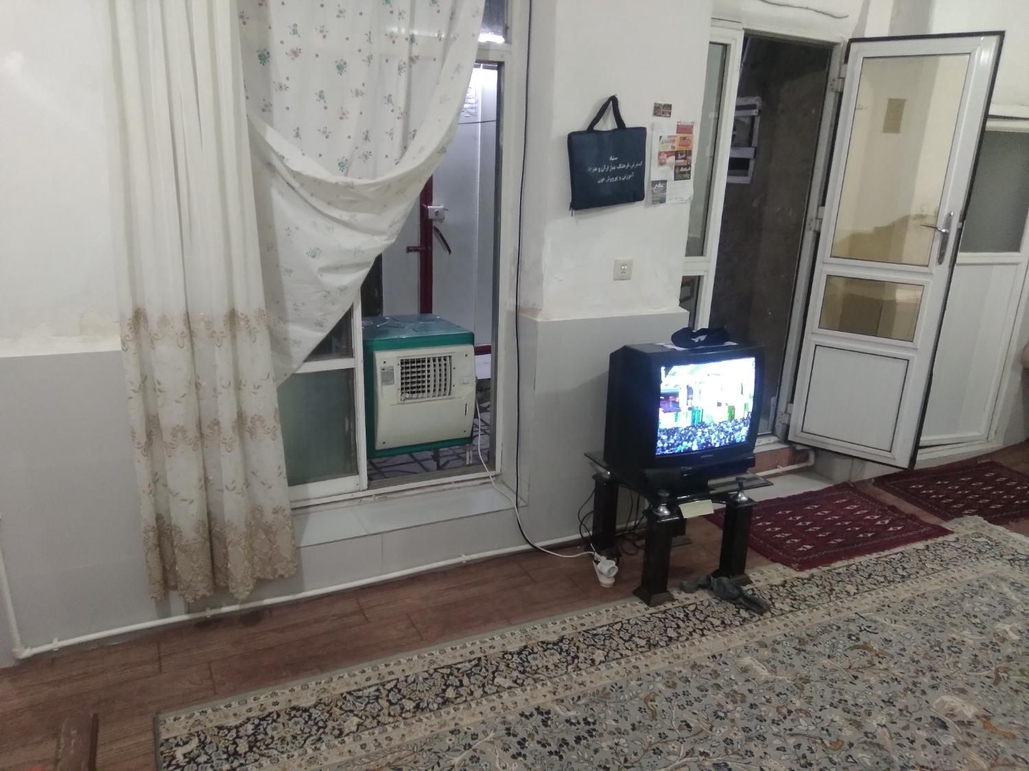 سوییت  داخل شهرفقط خانوادگی|اجارهٔ کوتاه‌مدت آپارتمان و سوئیت|خوی, |دیوار