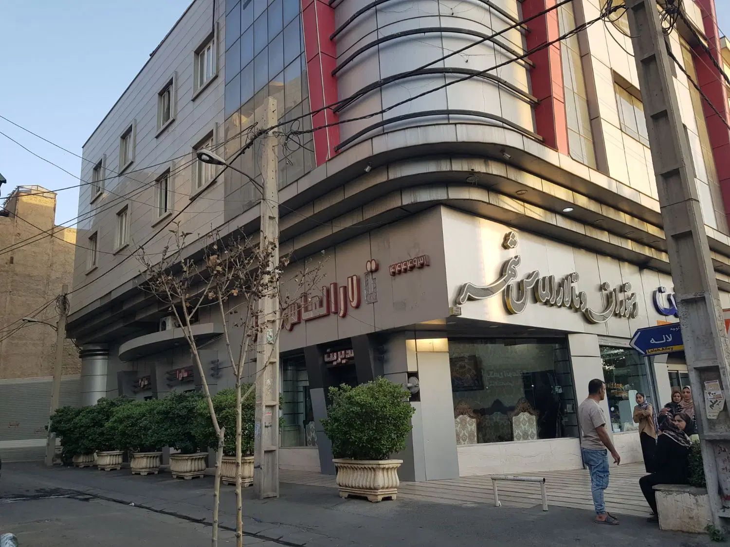 اجاره ۵طبقه مناسب اداری،تجاری،فروشگاه با پارگینگ|اجارهٔ دفتر کار، اتاق اداری، مطب|کرج, حیدرآباد|دیوار