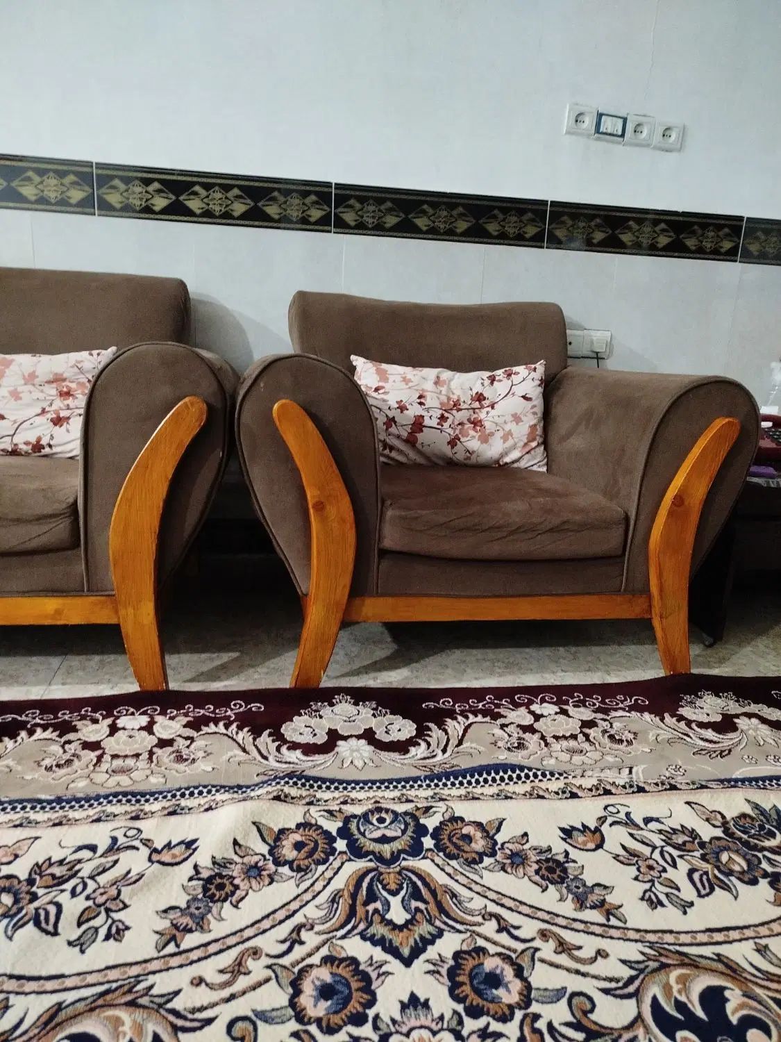 مبل 7نفره سالم تخفیف پای معامله|مبلمان خانگی و میز عسلی|کرمانشاه, |دیوار