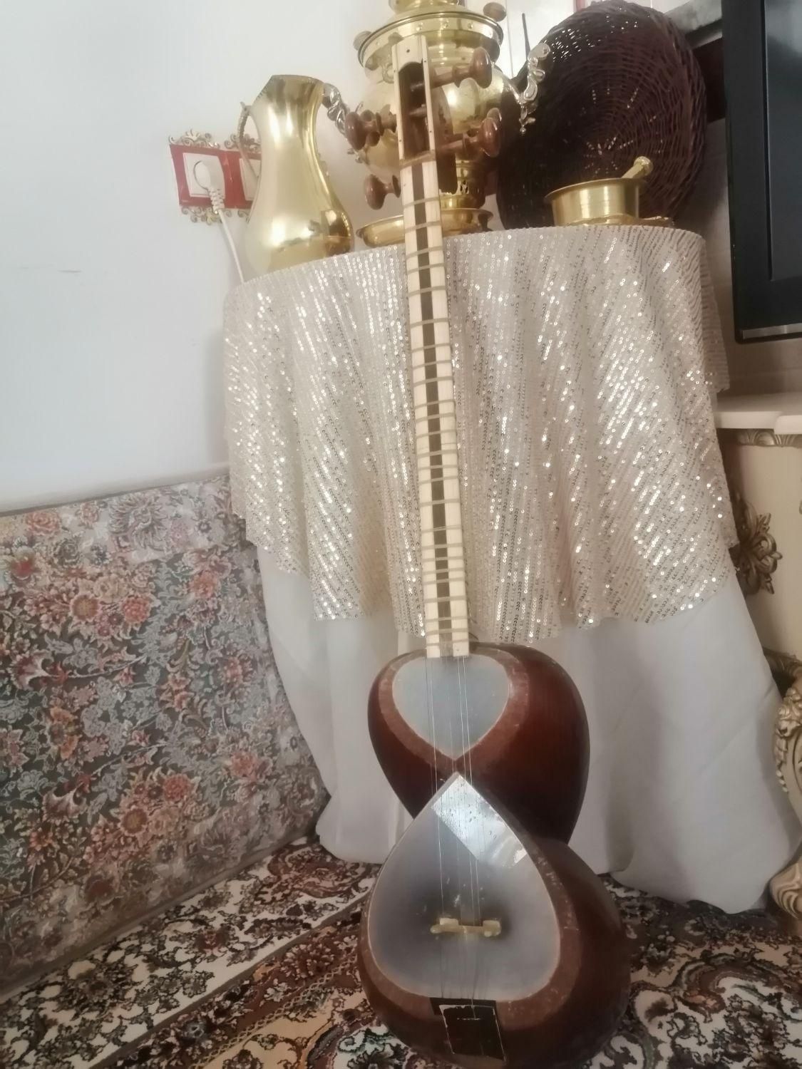 تارقدیمی استاد آئینی دومهر|سازهای سنتی|بوکان, |دیوار