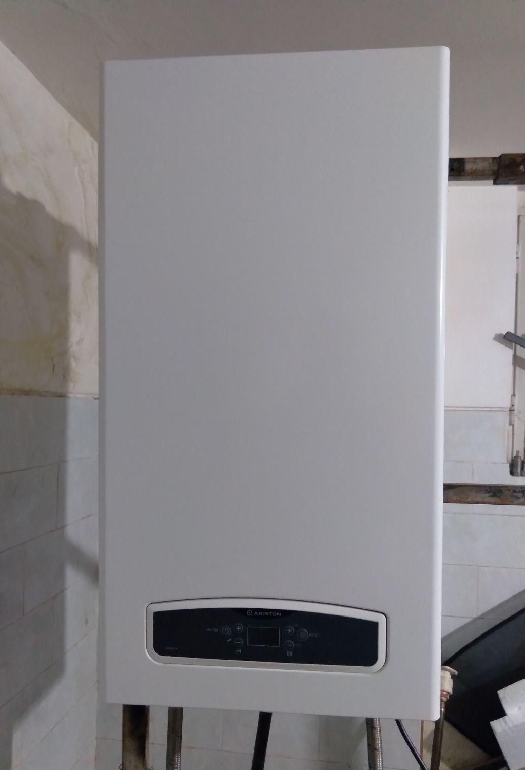 پکیج ۲۴kw آریستون|آبگرمکن، پکیج، شوفاژ|کاشان, فاز ۲ ناجی آباد|دیوار