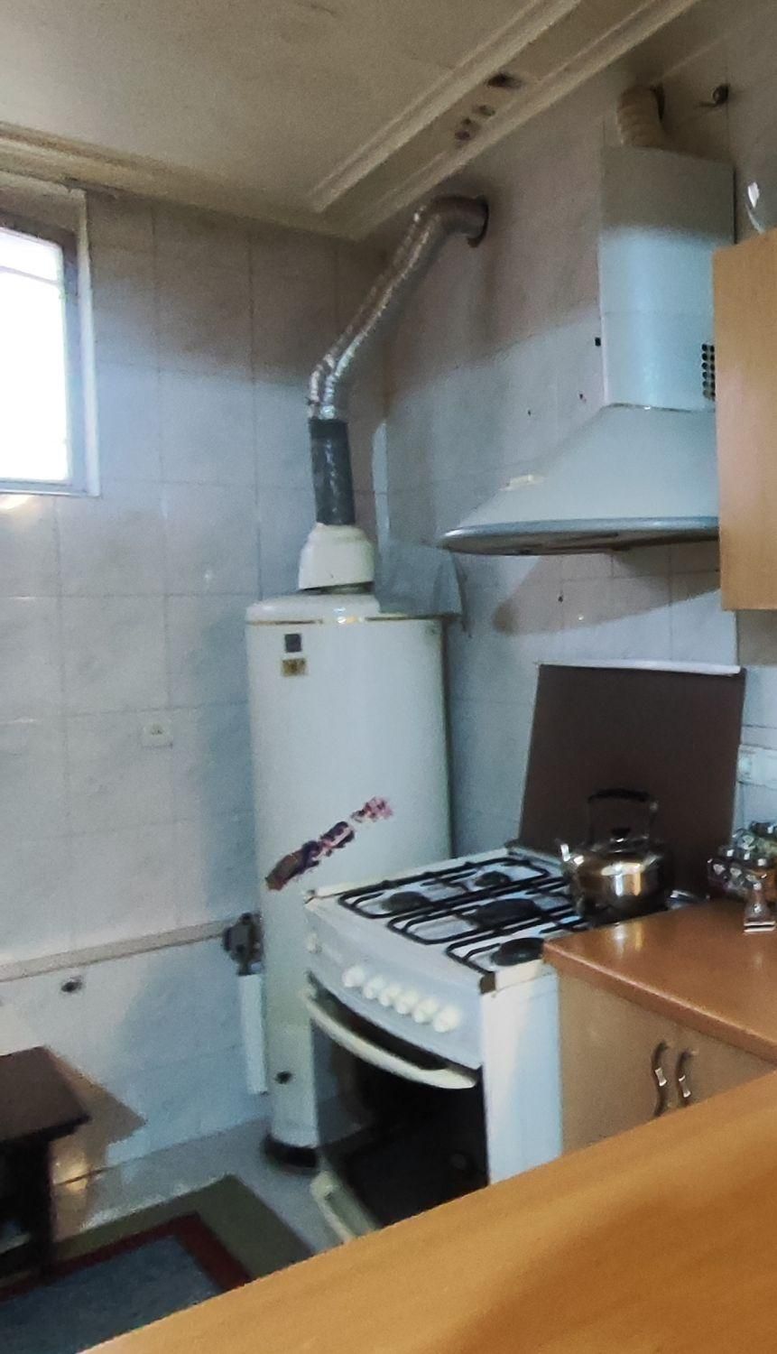 آبگرمن زمینی کاملا سالم و تمیز|آبگرمکن، پکیج، شوفاژ|گلپایگان, |دیوار