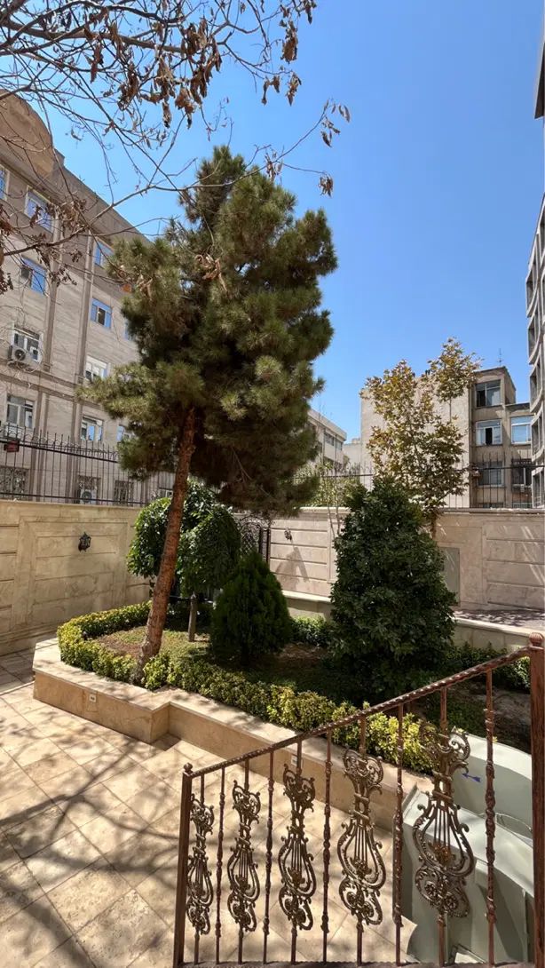 مستغلات ۳طبقه بنا ۳ پارکینگ**خوش قواره خوش‌قیمت**|فروش زمین و ملک کلنگی|تهران, بهار|دیوار