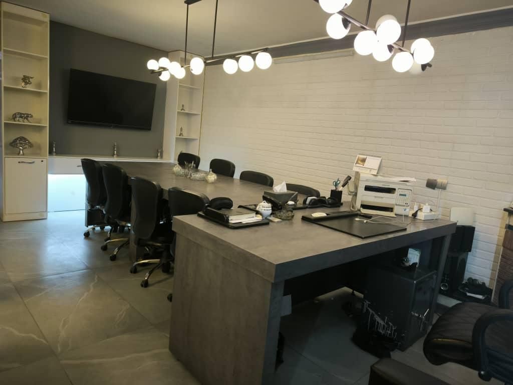 استخدام مشاور املاک خانوم و اقا حرفه ای|استخدام اداری و مدیریت|مشهد, دانشجو|دیوار