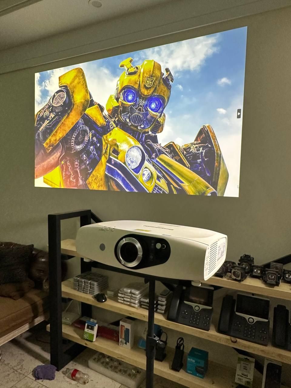 ویدئو پروژکتور Epson ۳۴۰۰ ۸۰۰۰۰ انسی لومن|تلویزیون و پروژکتور|خرم‌آباد, |دیوار