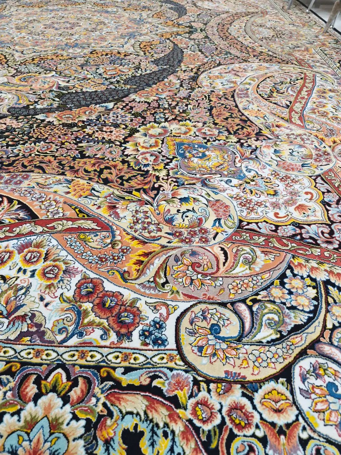 فرش پذیرایی ۱۲ متری و کناره|فرش|رشت, گلباغ نماز|دیوار