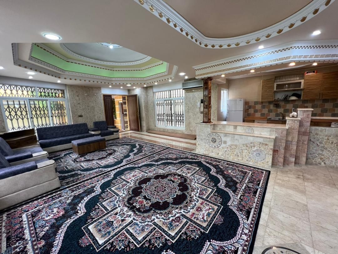 اجاره ویلا در باغ بادران باغ بهادران باغبهادران|اجارهٔ کوتاه‌مدت ویلا و باغ|اصفهان, باغ دریاچه|دیوار