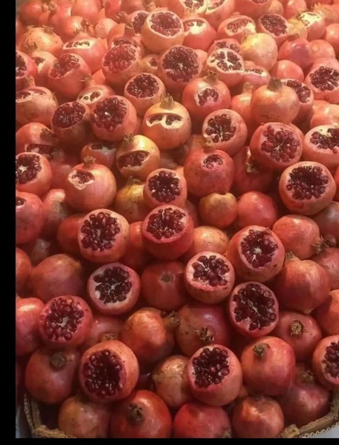 انواع رب انار(صنعتی و سنتی طبیعی) و آب انار|عمده‌فروشی|شیراز, دوکوهک|دیوار