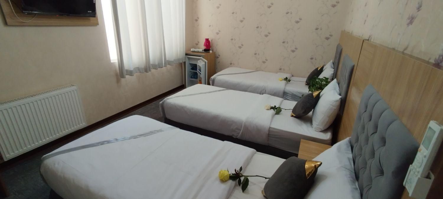 هتل زیبا ، تمیز با قیمت مناسب|اجارهٔ کوتاهمدت آپارتمان و سوئیت|قم, قم نو|دیوار