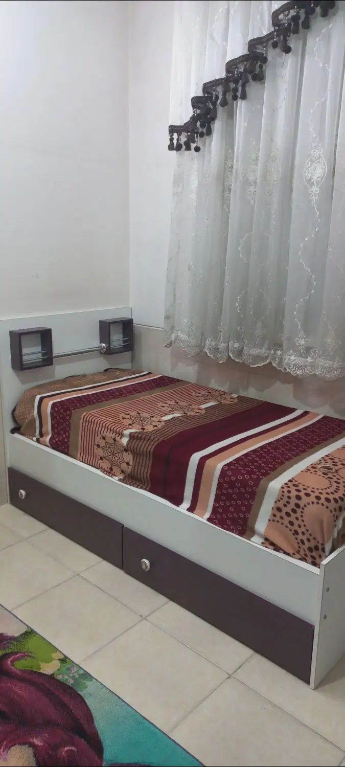 تخت نوجوان|تخت و سرویس خواب|اصفهان, ارداجی|دیوار