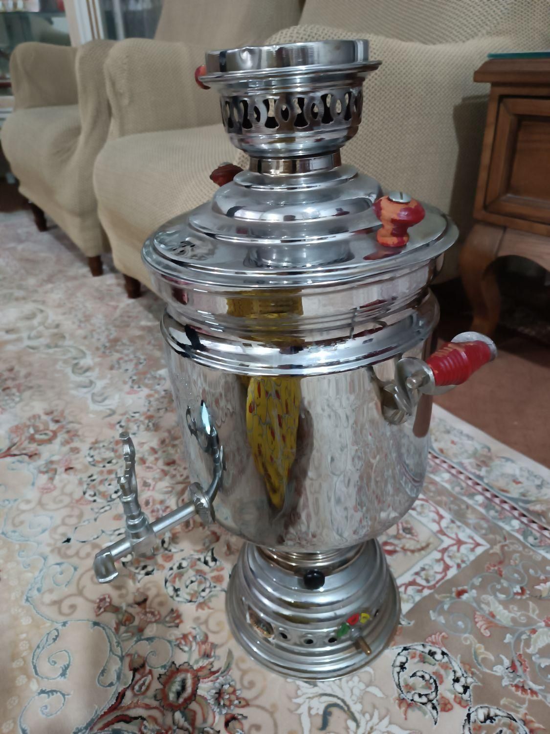 سماور بزرگ|سماور، چای‌ساز، قهوه‌ساز|قم, نیروگاه|دیوار