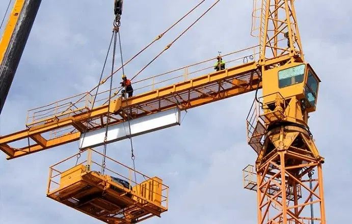 فروش تاورکرین،آسانسور کارگاهی،ماشین آلات ساختمانی|ماشین‌آلات صنعتی|تهران, الهیه|دیوار