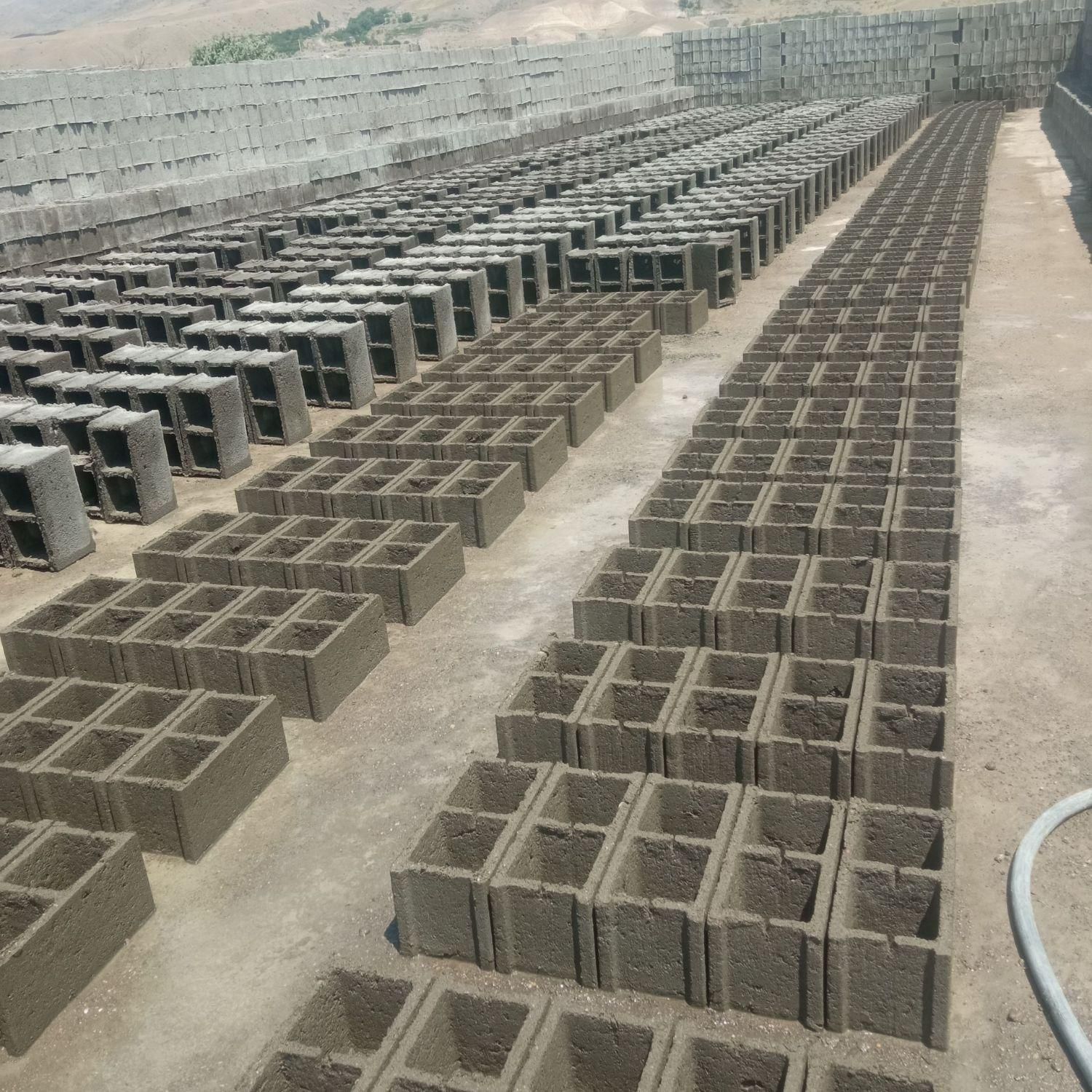 فروش بلوک سیمانی ته بسته ۴۰ در ۲۰|مصالح و تجهیزات ساختمان|میانه, |دیوار