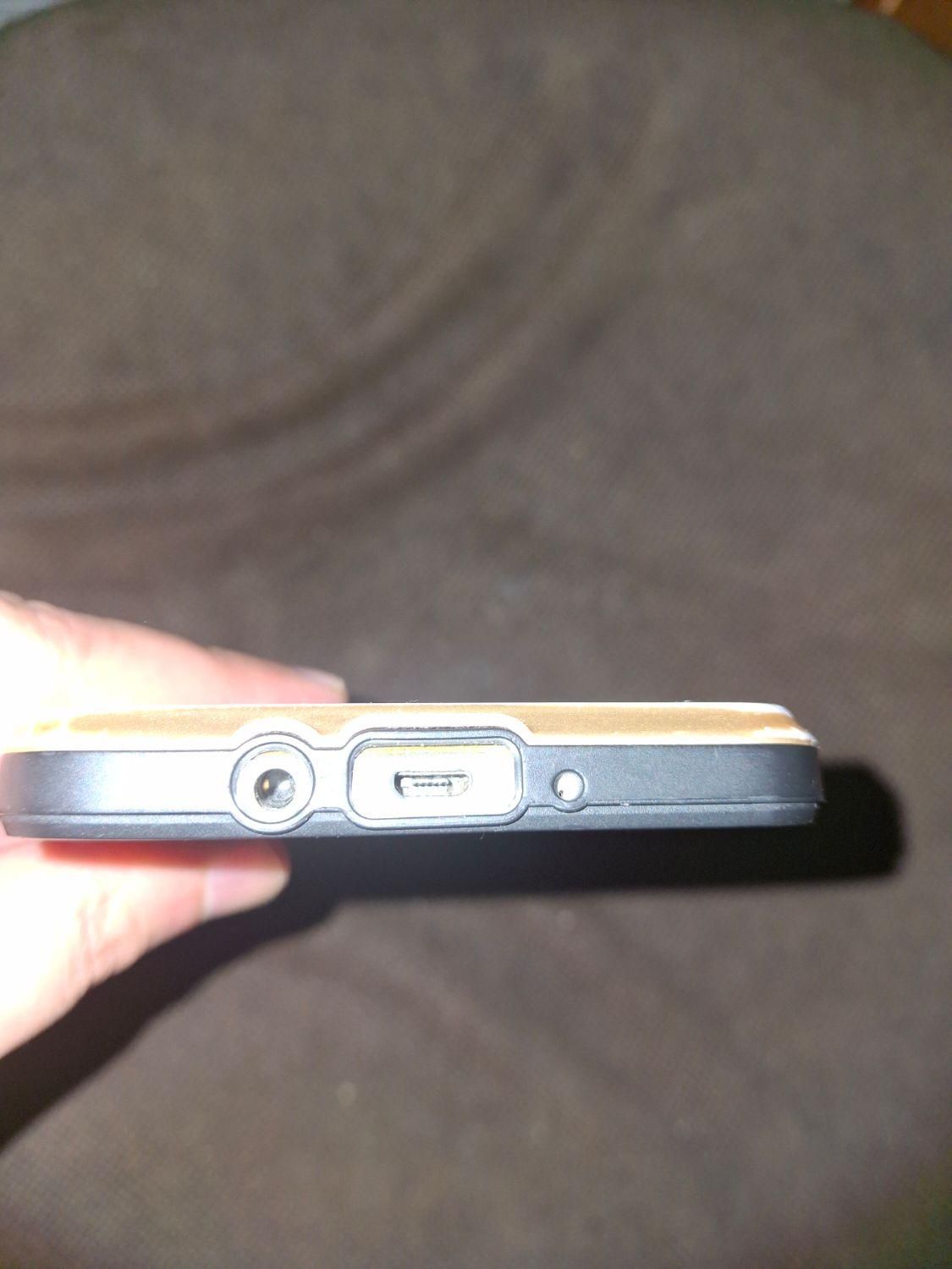 سامسونگ Galaxy J7 (2016) با حافظهٔ ۱۶ گیگابایت|موبایل|شاهین‌شهر, مخابرات (شهید بهشتی)|دیوار