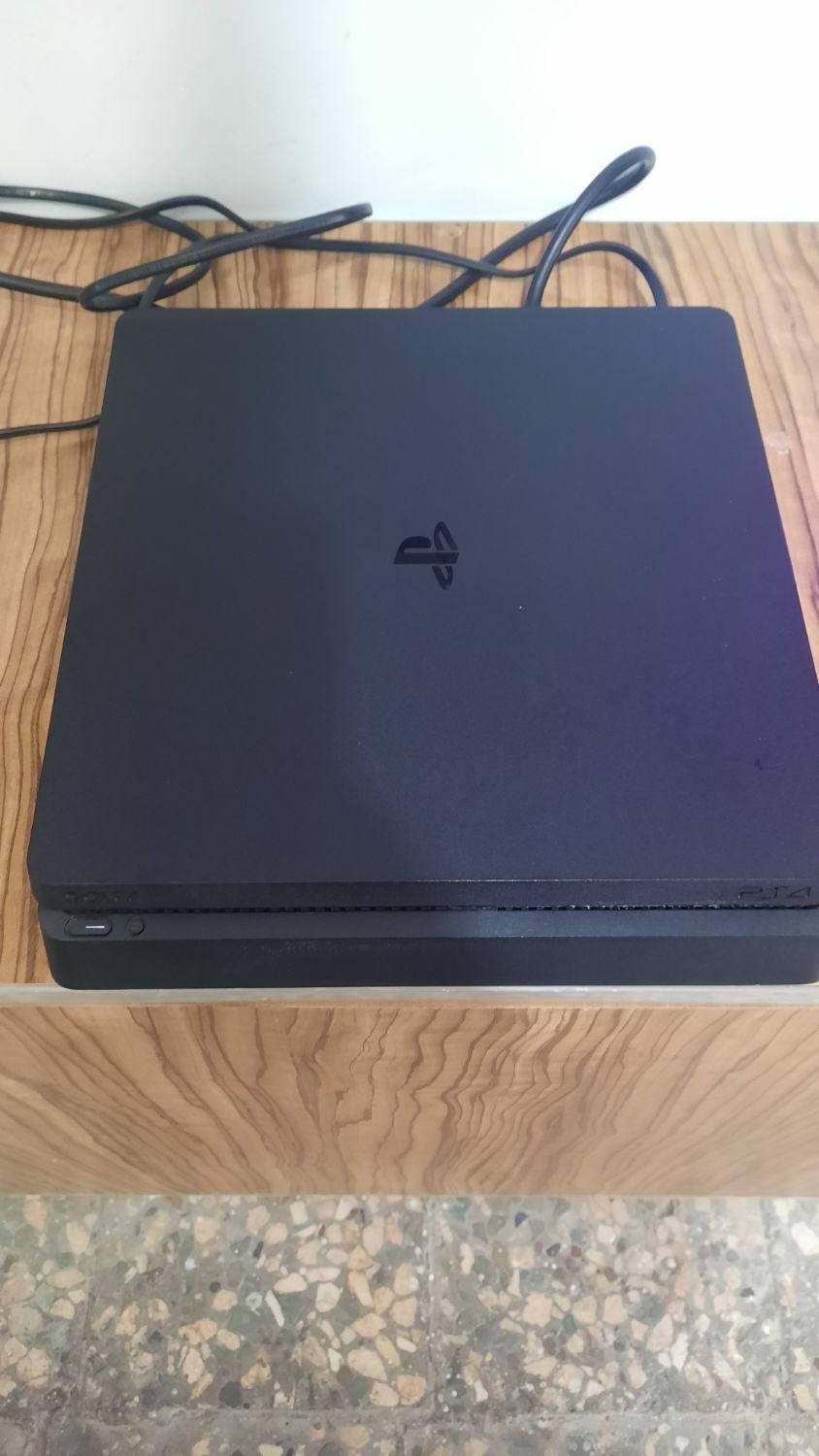 ps4 اسلیم 500گیگ کپی خور دو دسته|کنسول، بازی ویدئویی و آنلاین|تهران, شهرک زینبیه|دیوار