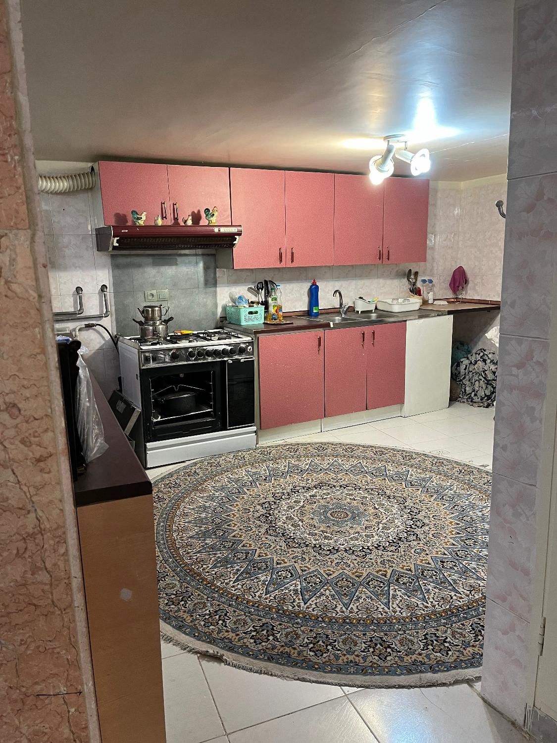 اجاره آپارتمان سوئیت سرکان فقط خانواده|اجارهٔ کوتاهمدت آپارتمان و سوئیت|تویسرکان, |دیوار