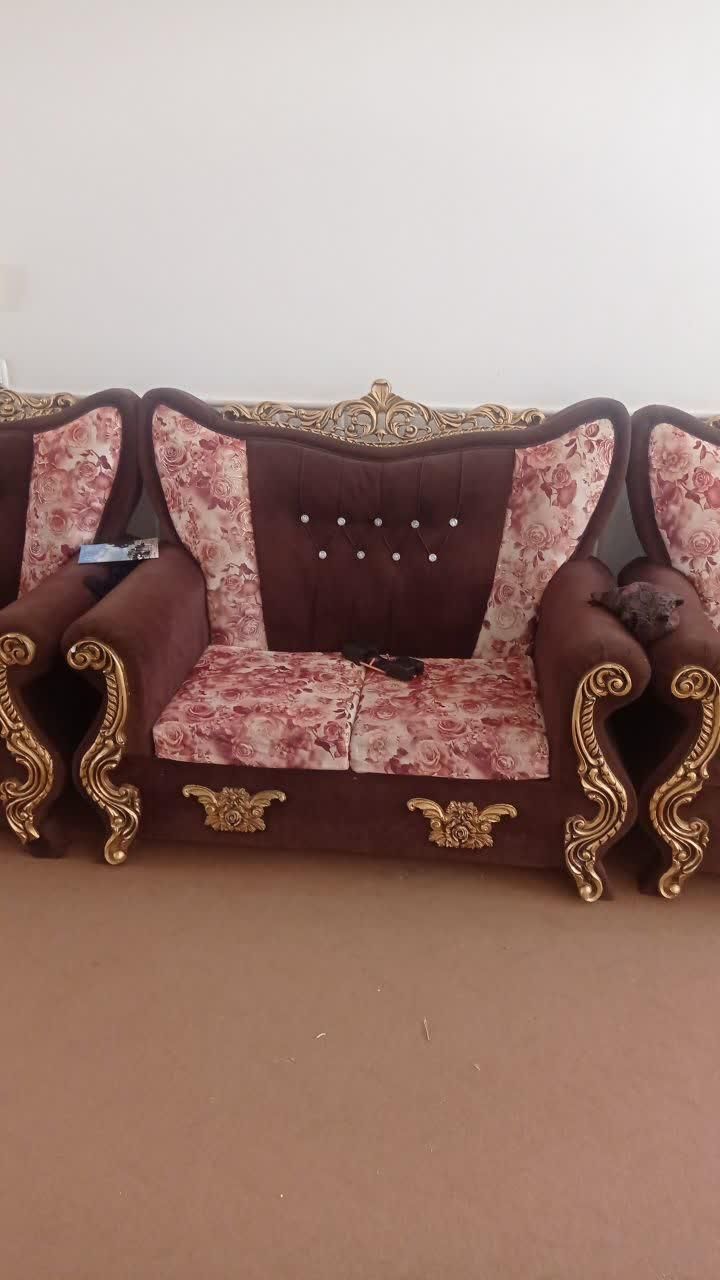 مبلمان چوبی|مبلمان خانگی و میز عسلی|اردکان, |دیوار