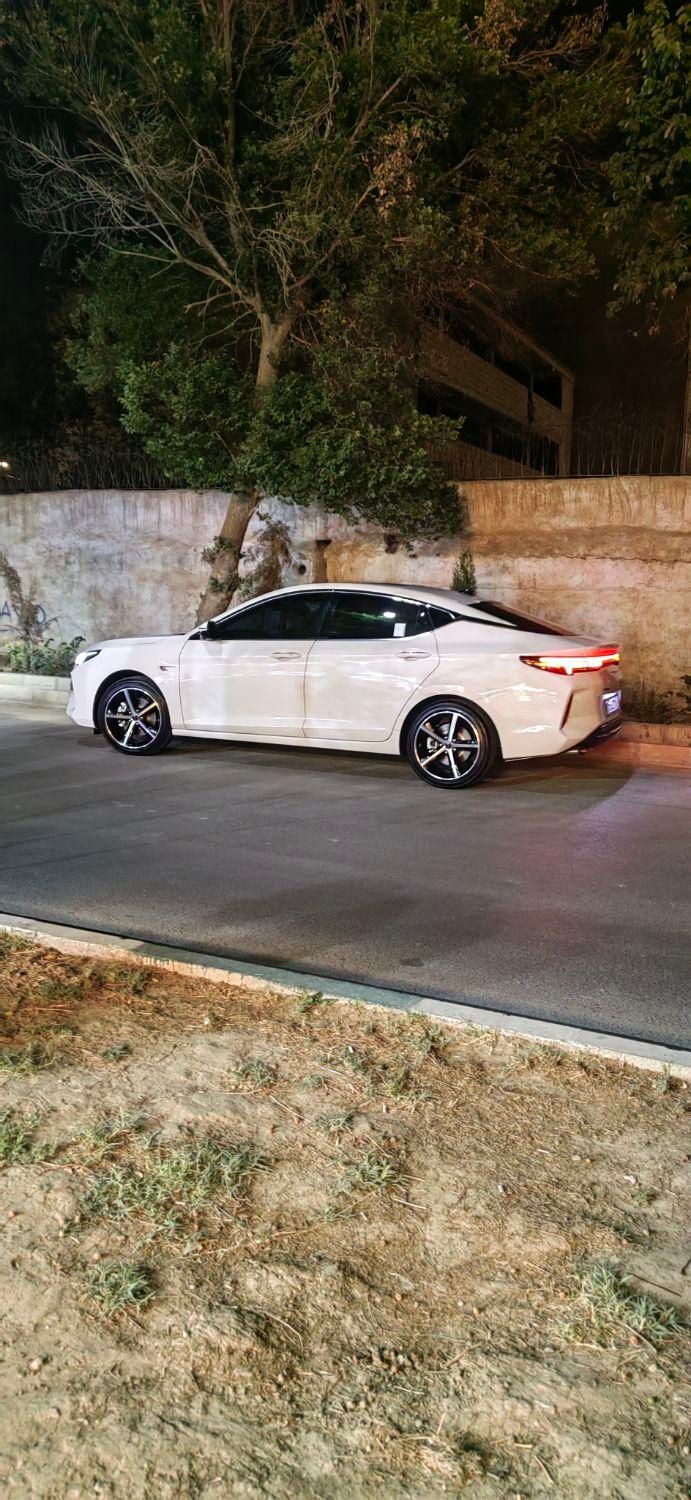 kmc j 7 کی ام سی 1403|خودرو سواری و وانت|قدس, شهرک فرزان|دیوار