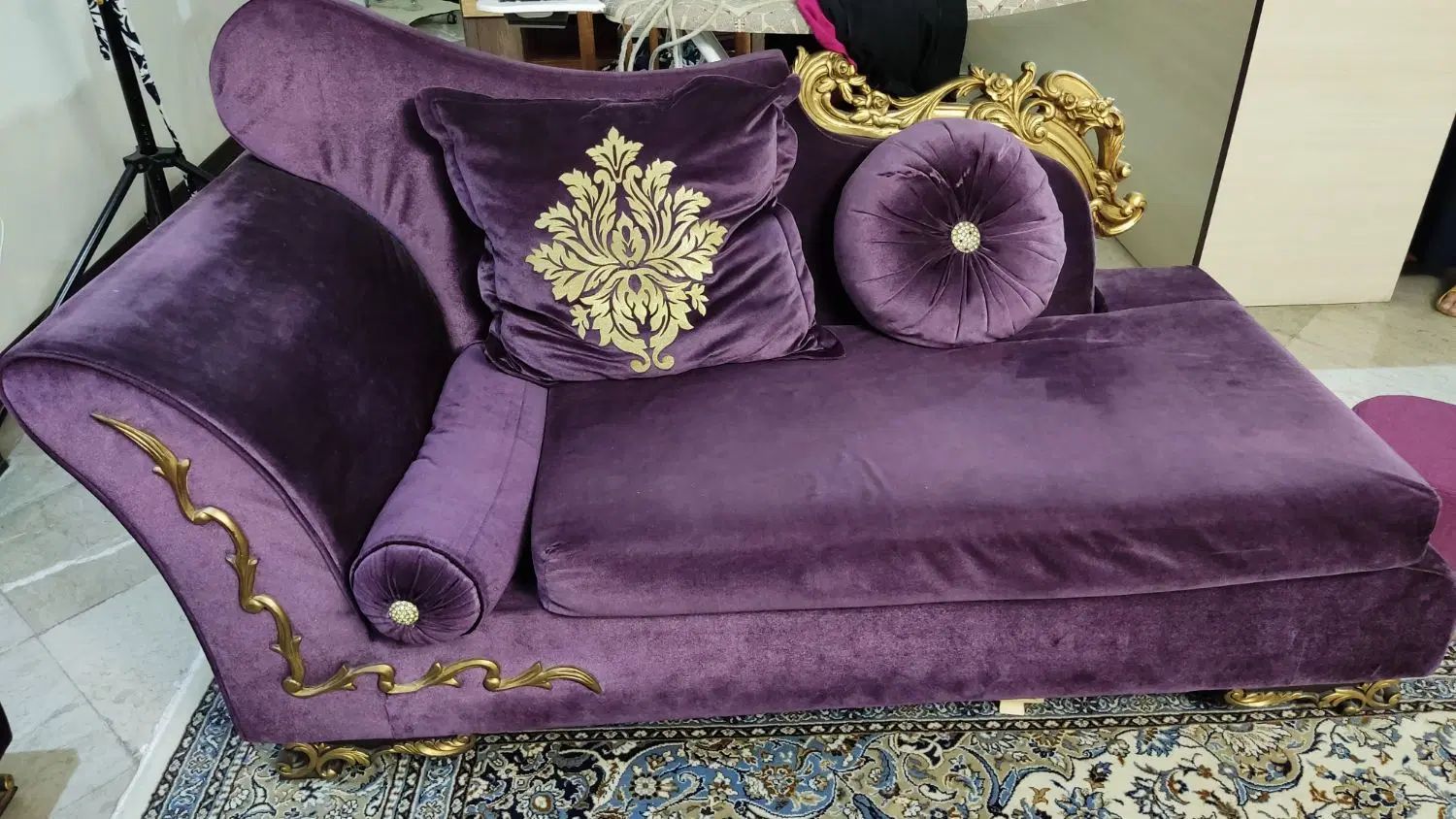 مبل سلطنتی|مبلمان خانگی و میز عسلی|تهران, سازمان برنامه جنوبی|دیوار