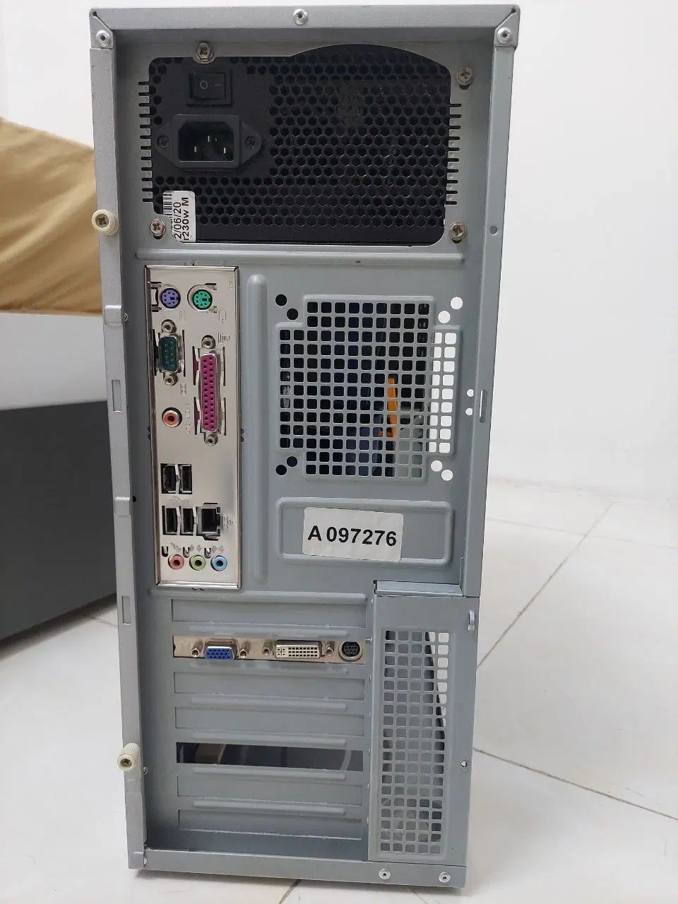 کیس کامپیوتر DDR2 با ssd ، تمیز با ۶ ماه ضمانت|رایانه رومیزی|مشهد, حسابی جنوبی (شهرک غرب)|دیوار