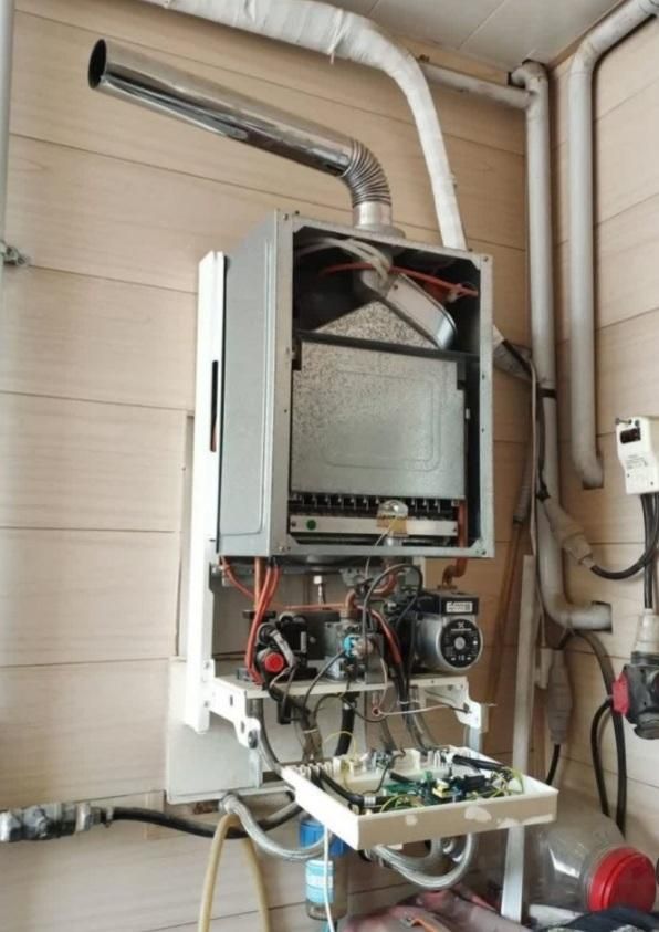 تعمیر پکیج آبگرکن نصب رادیاتورپمپ آب شیرآلات موسوی|خدمات پیشه و مهارت|قزوین, |دیوار