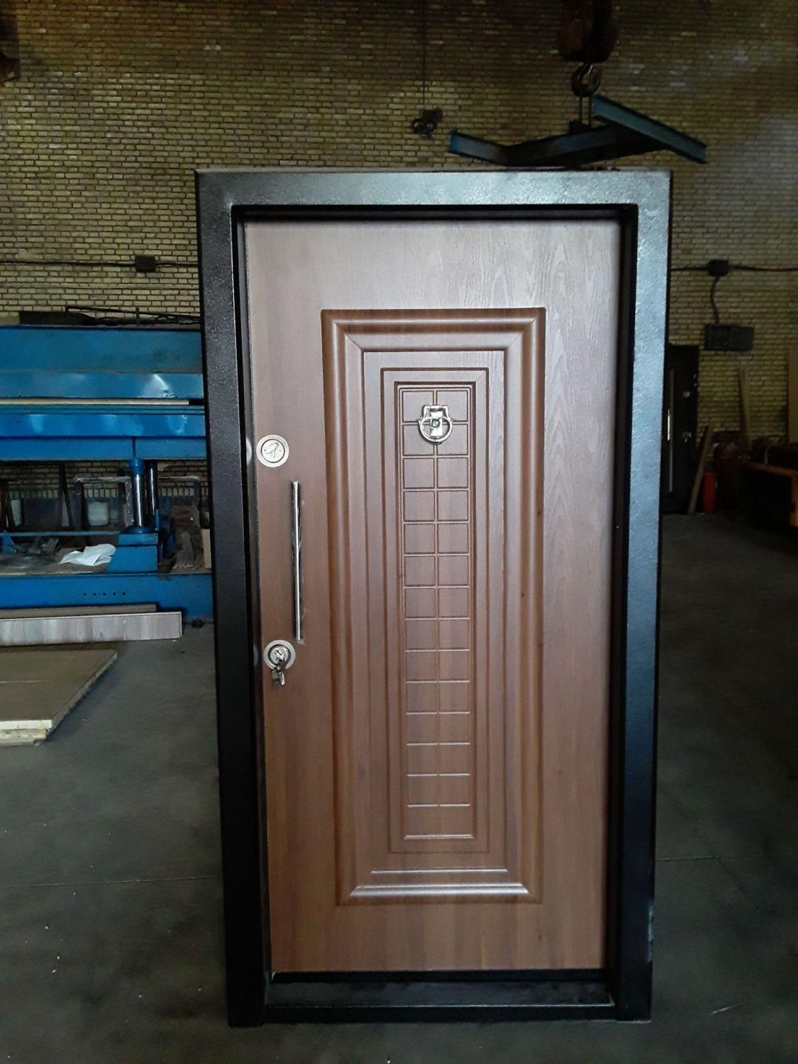 ساخت ونصب انواع درب چوبی|عمده‌فروشی|رباط‌کریم, رباط‌کریم|دیوار