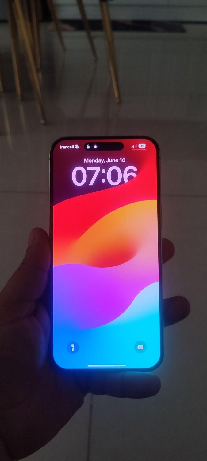 اپل iPhone 15 Pro Max با حافظهٔ ۲۵۶ گیگابایت|موبایل|شاهین‌شهر, عطار|دیوار