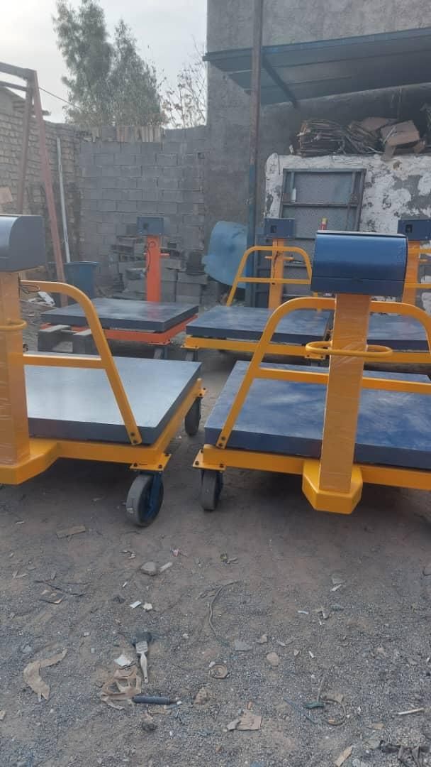 باسکول دوتن چرخدار|فروشگاه و مغازه|قم, نیروگاه|دیوار