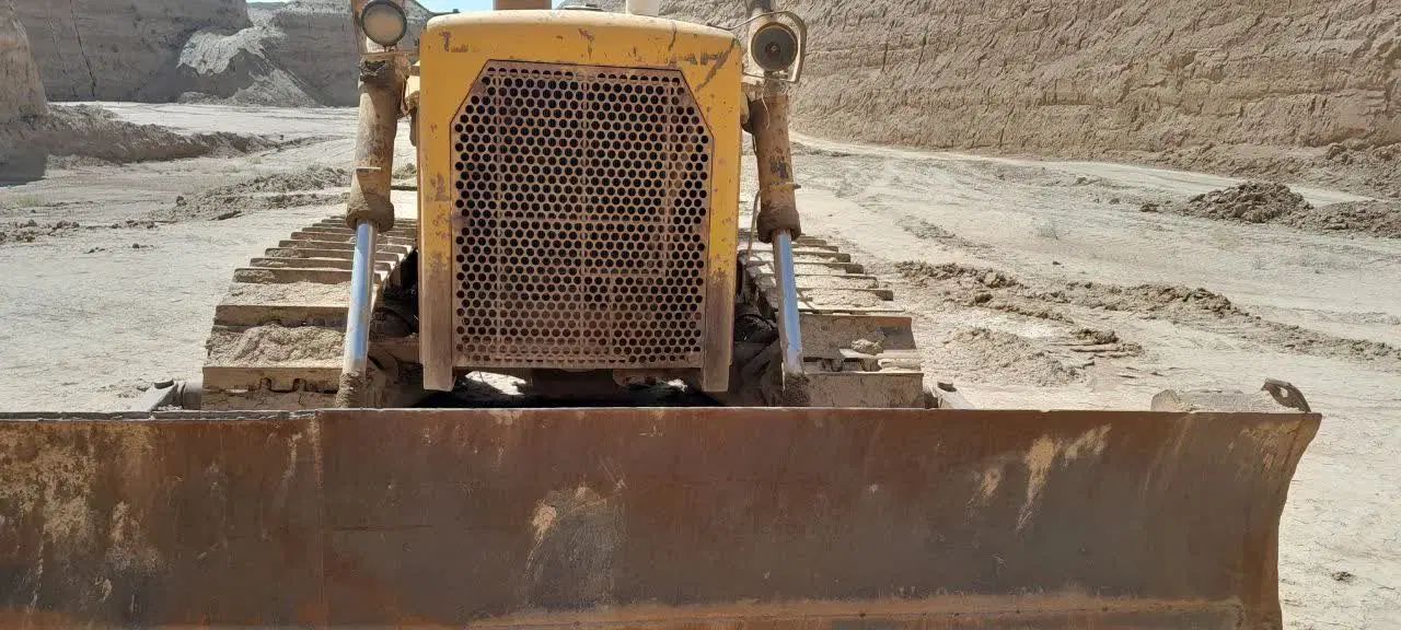 فروش بلدوزر D6 کاترپیلار 47j، بسیار مرتب و تمیز|خودرو سنگین|چهاردانگه (تهران), |دیوار