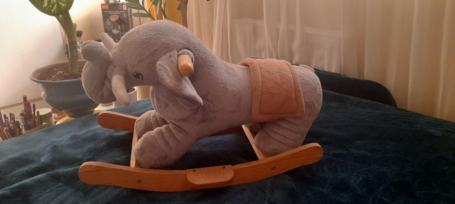 صندلی|تخت و صندلی بچه|سمنان, |دیوار