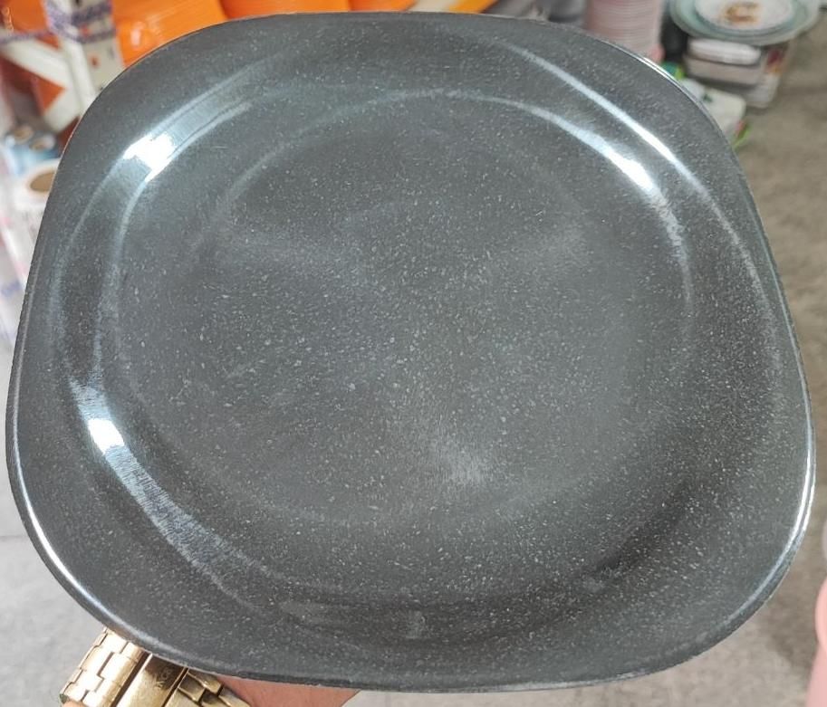 سرویس ملامین رنگ مشکی *4گوش*قیمت قبل ارسال رایگان|ظروف سرو و پذیرایی|مشهد, کارمندان دوم|دیوار