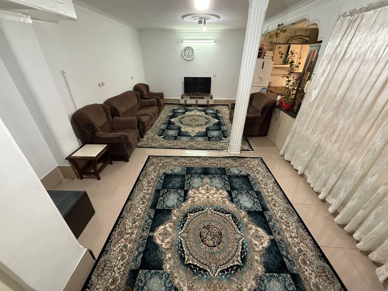 ۱۰۰متر۲خواب طبقه همکف تکواحدی خوش نقشه دنج