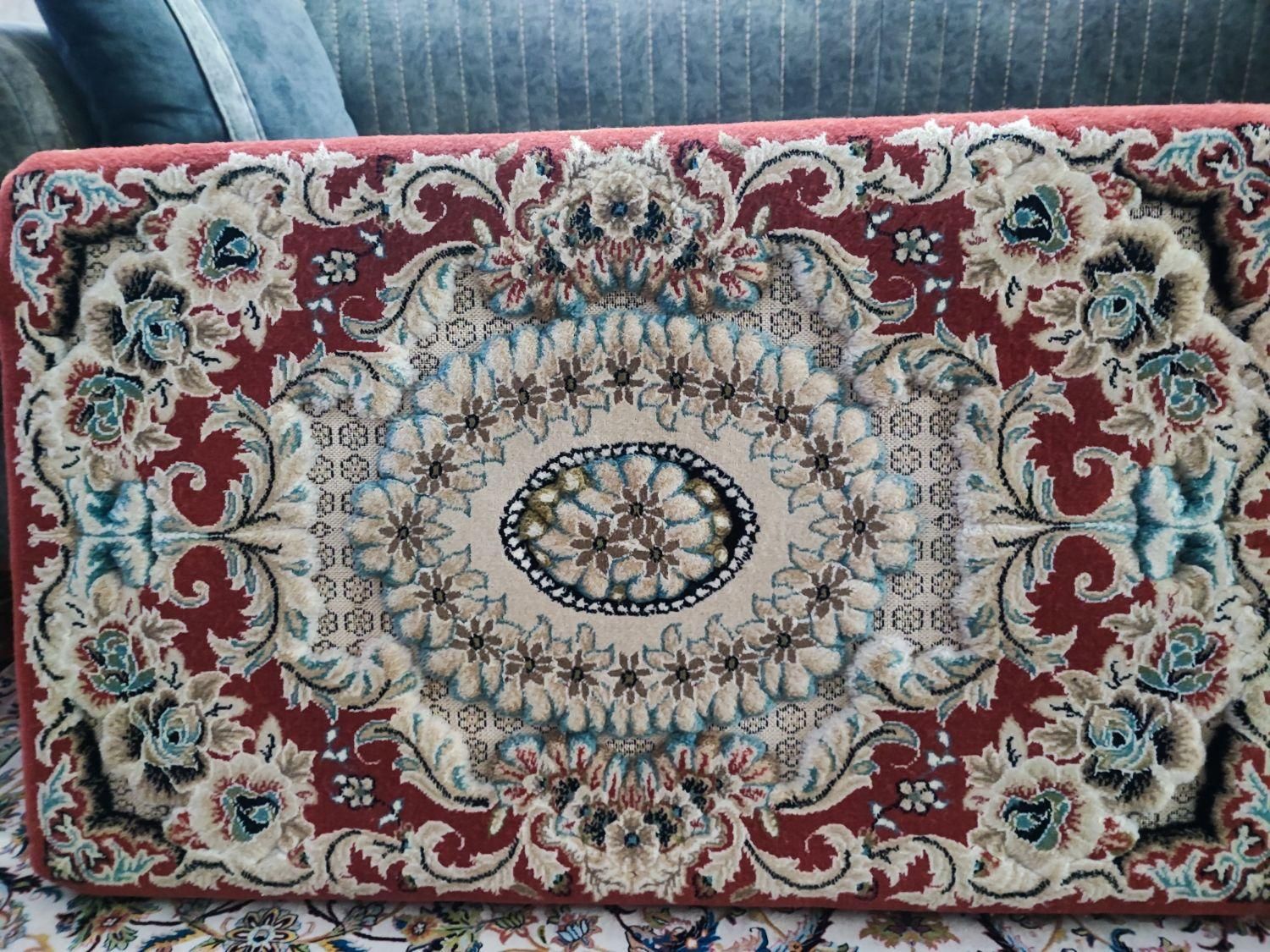 یک جفت پشتی درحد نو|پشتی|ری, فیروزآبادی|دیوار