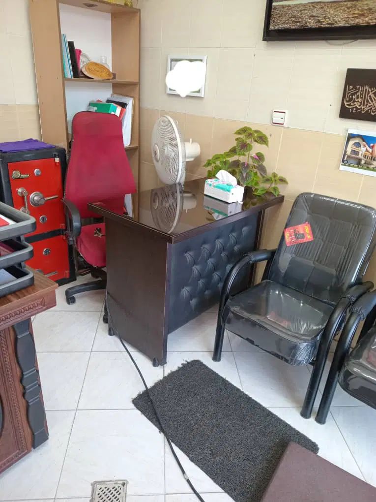 فروش میز صندلی گاوصندق|دفتر کار|رشت, دیانتی|دیوار